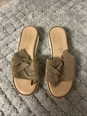 Seychelles Suede Knot Slide Sandals - Tan